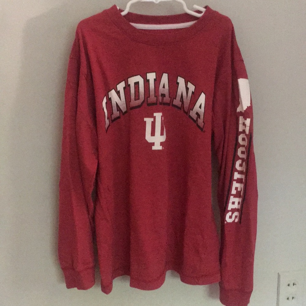 IU t-shirt